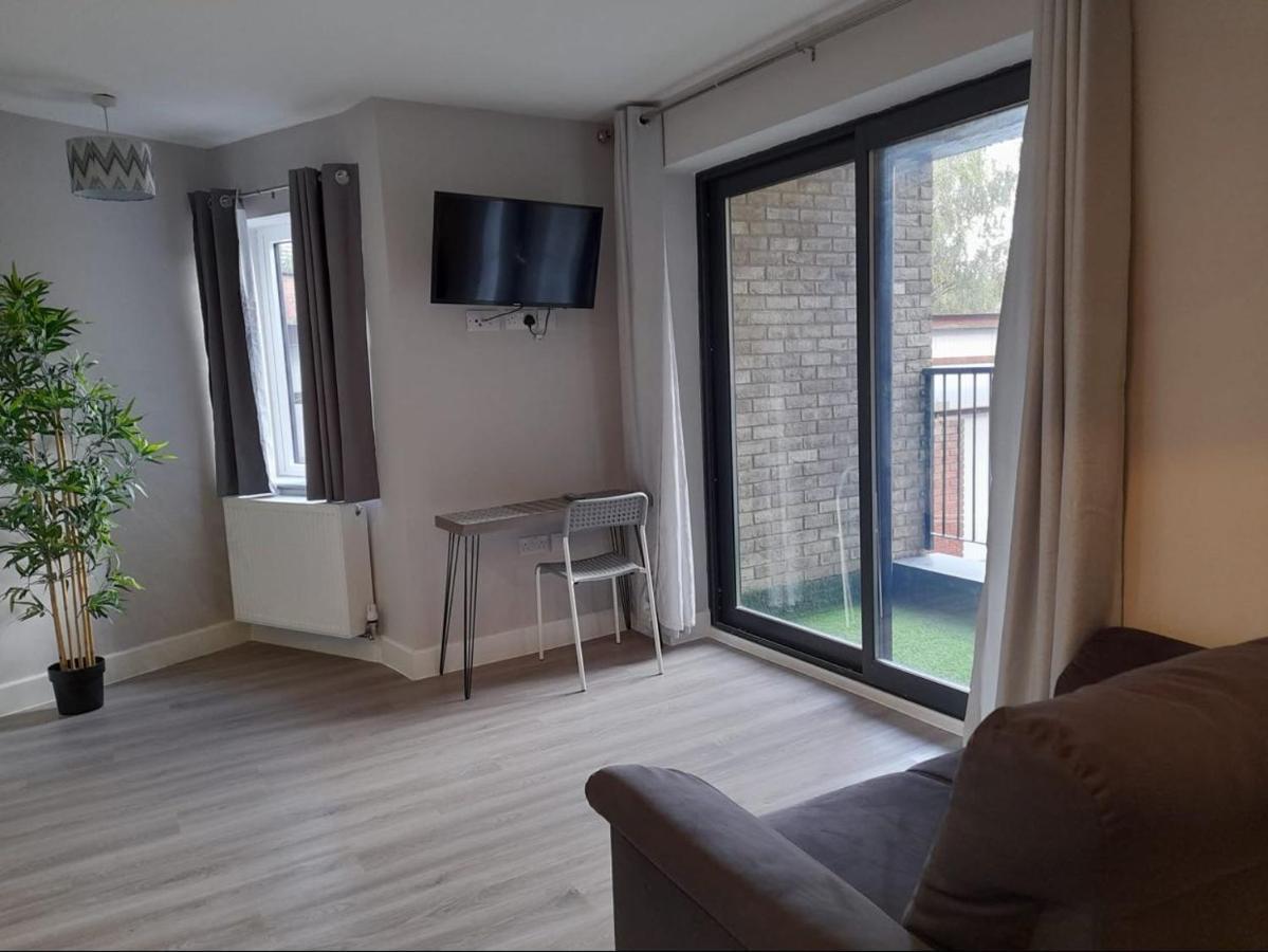 Apartments Heathrow - Hounslow Cranford المظهر الخارجي الصورة