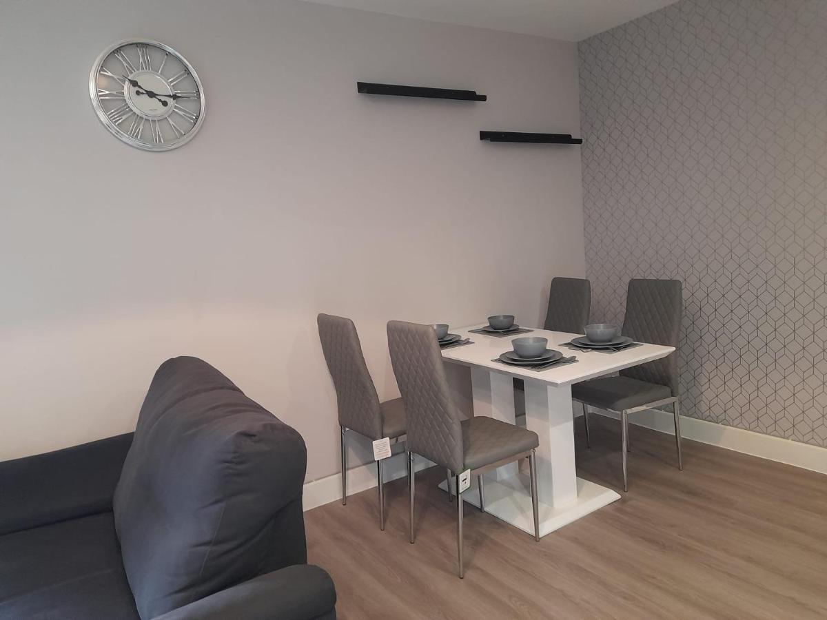 Apartments Heathrow - Hounslow Cranford المظهر الخارجي الصورة